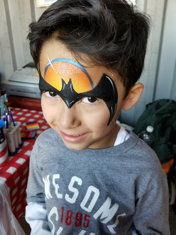 Facepainting Batman
